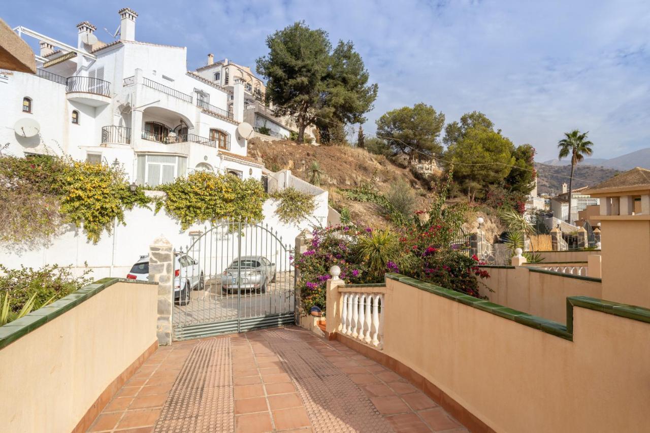 Las Flores 5 - Large Townhouse ネルハ エクステリア 写真